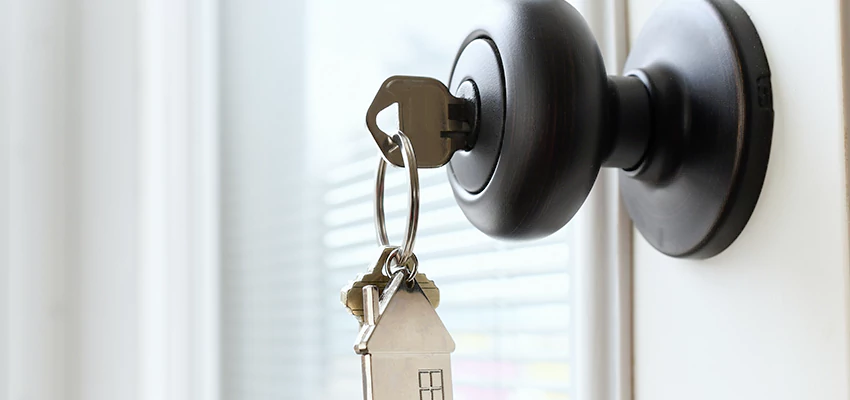 Bifold Door Knob Replacement in Oceano, California